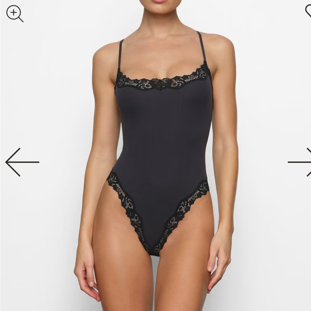 Skims fits everybody Lace Trim Bodysuit in stone, xxs, BNWT
